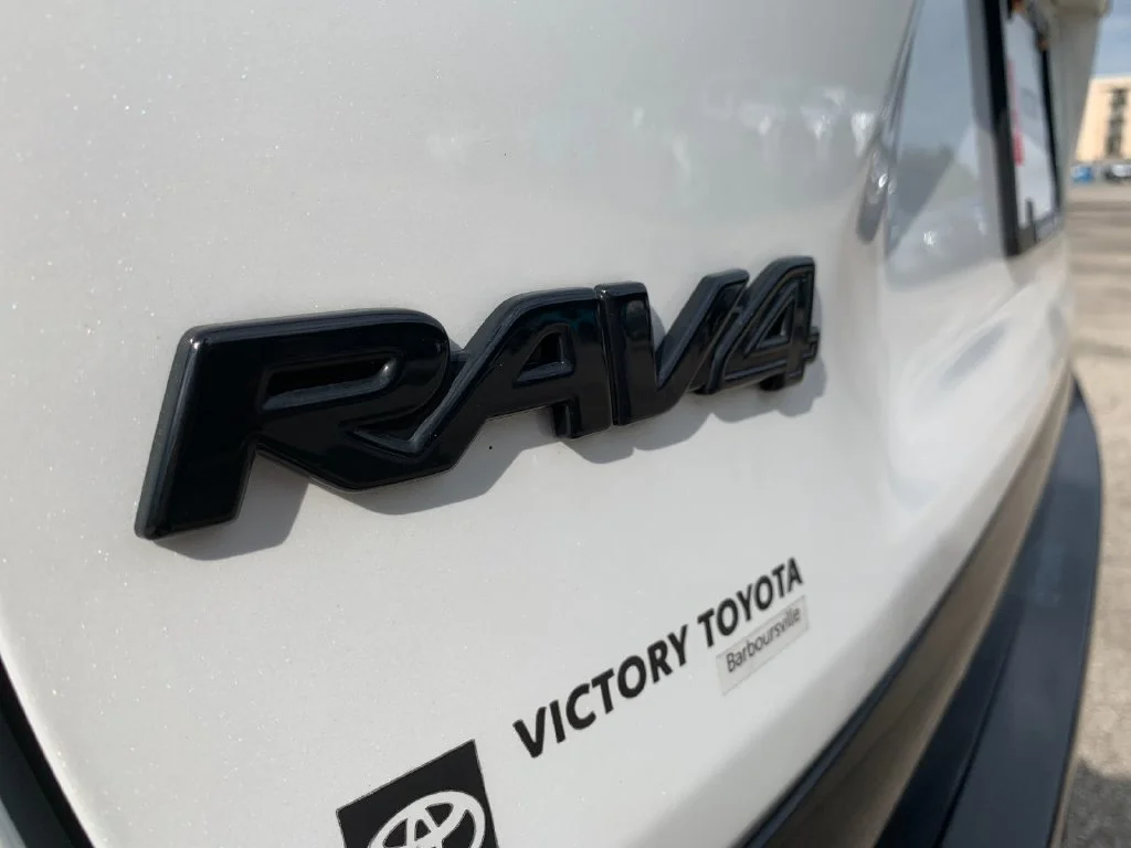 Used 2025 Beige Toyota XSE image 34