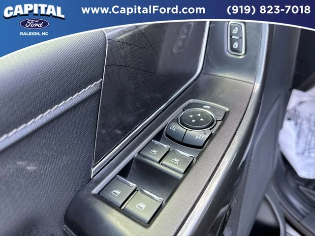 Used 2023 Black Ford XLT image 21