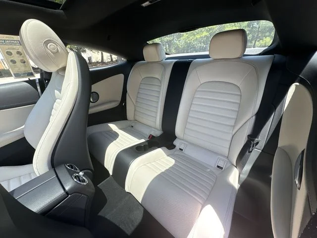 Used 2017  Mercedes-Benz C 300 image 23