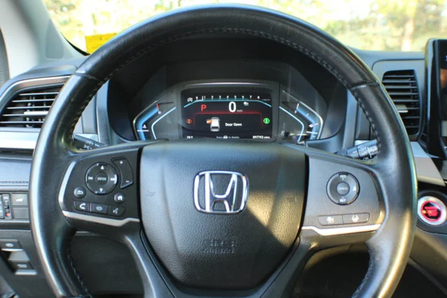 Used 2022 Modern Steel Metallic Honda EX-L image 9