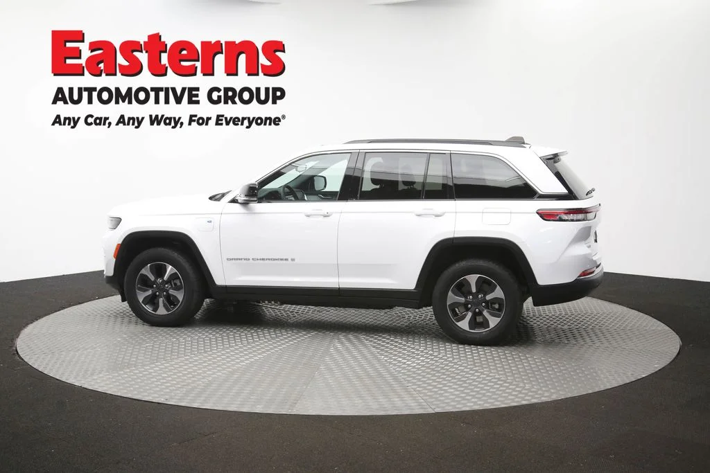 Used 2024 White Jeep 4xe image 65