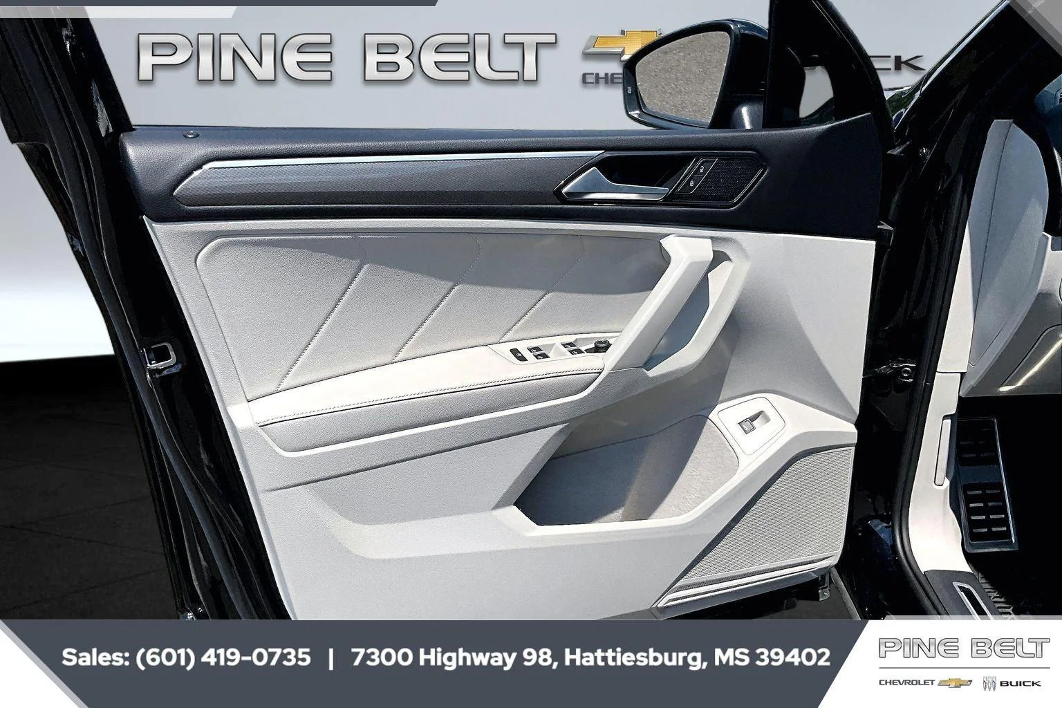 Used 2024 Deep Black Pearl Volkswagen SE R-Line Black image 17