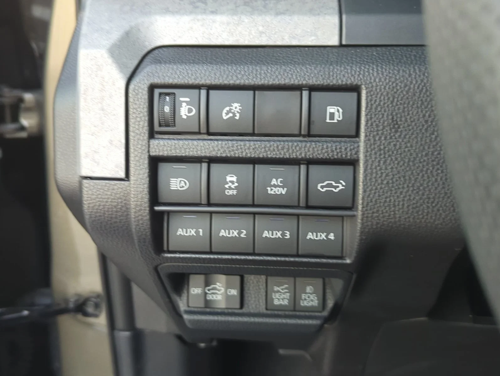 Used 2026 Bronze Oxide Toyota Trailhunter Hybrid image 16