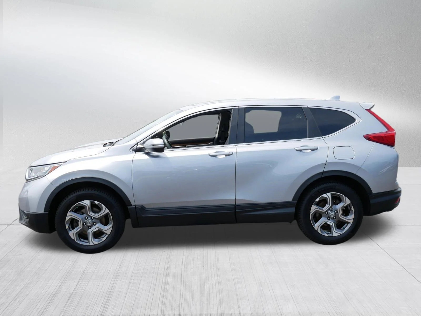 Used 2019 Lunar Silver Metallic Honda EX image 4