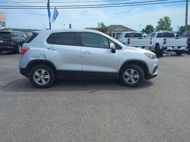 Used 2022 Silver Ice Metallic Chevrolet LS image 6