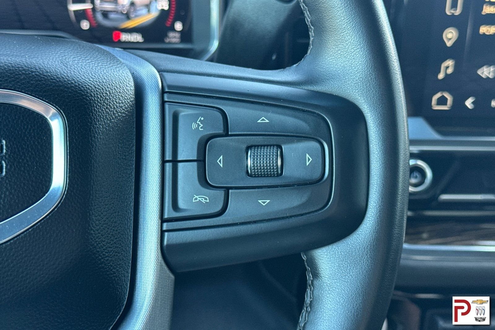 Used 2024 Gray GMC SLE image 26