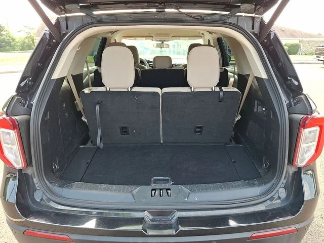 2020 Ford Explorer Base - Photo 23