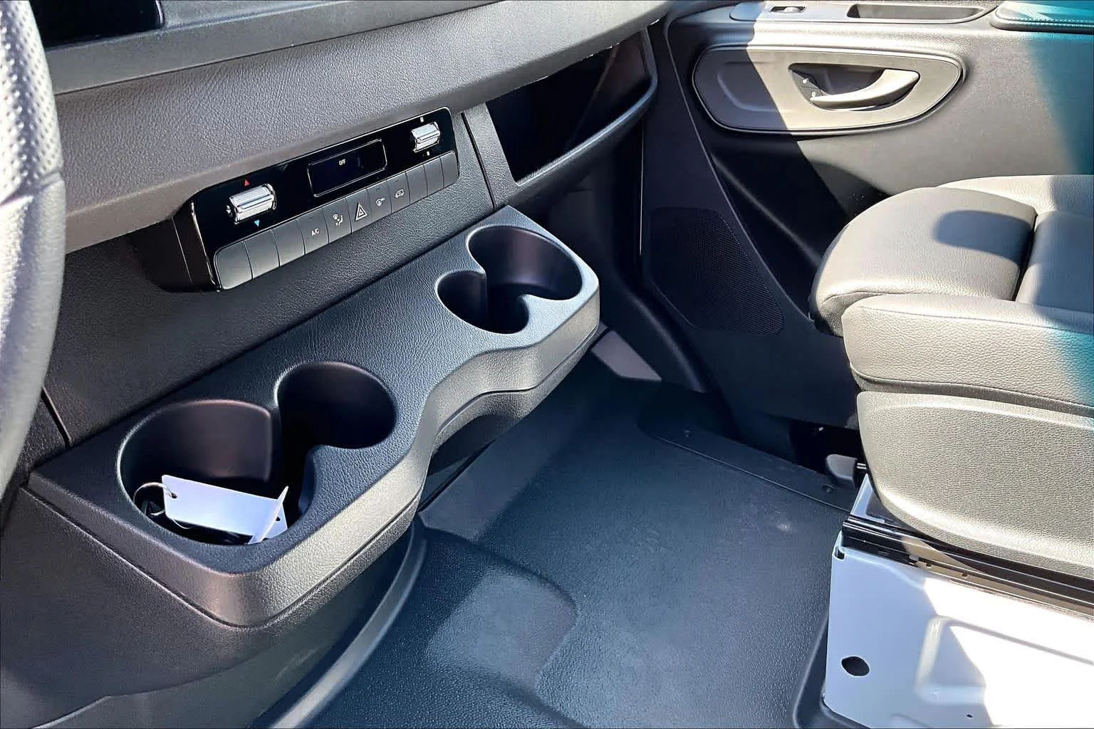 New 2026 Arctic White Mercedes-Benz  image 11
