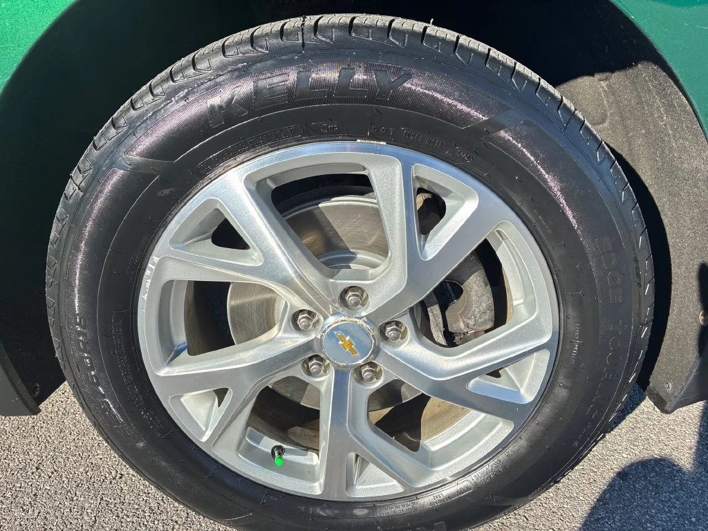 Used 2018 IVY METALLIC Chevrolet LT image 44