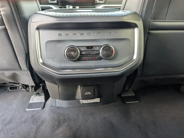 New 2027 Agate Black Metallic Ford Tremor® image 15