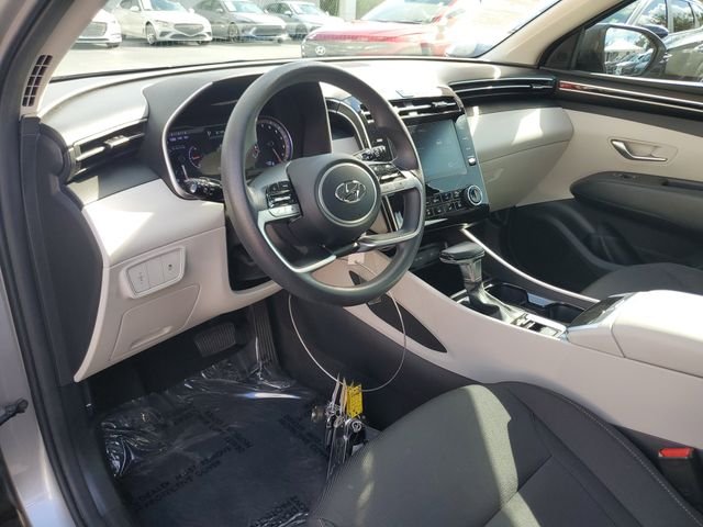 2023 Hyundai Tucson SE - Photo 6
