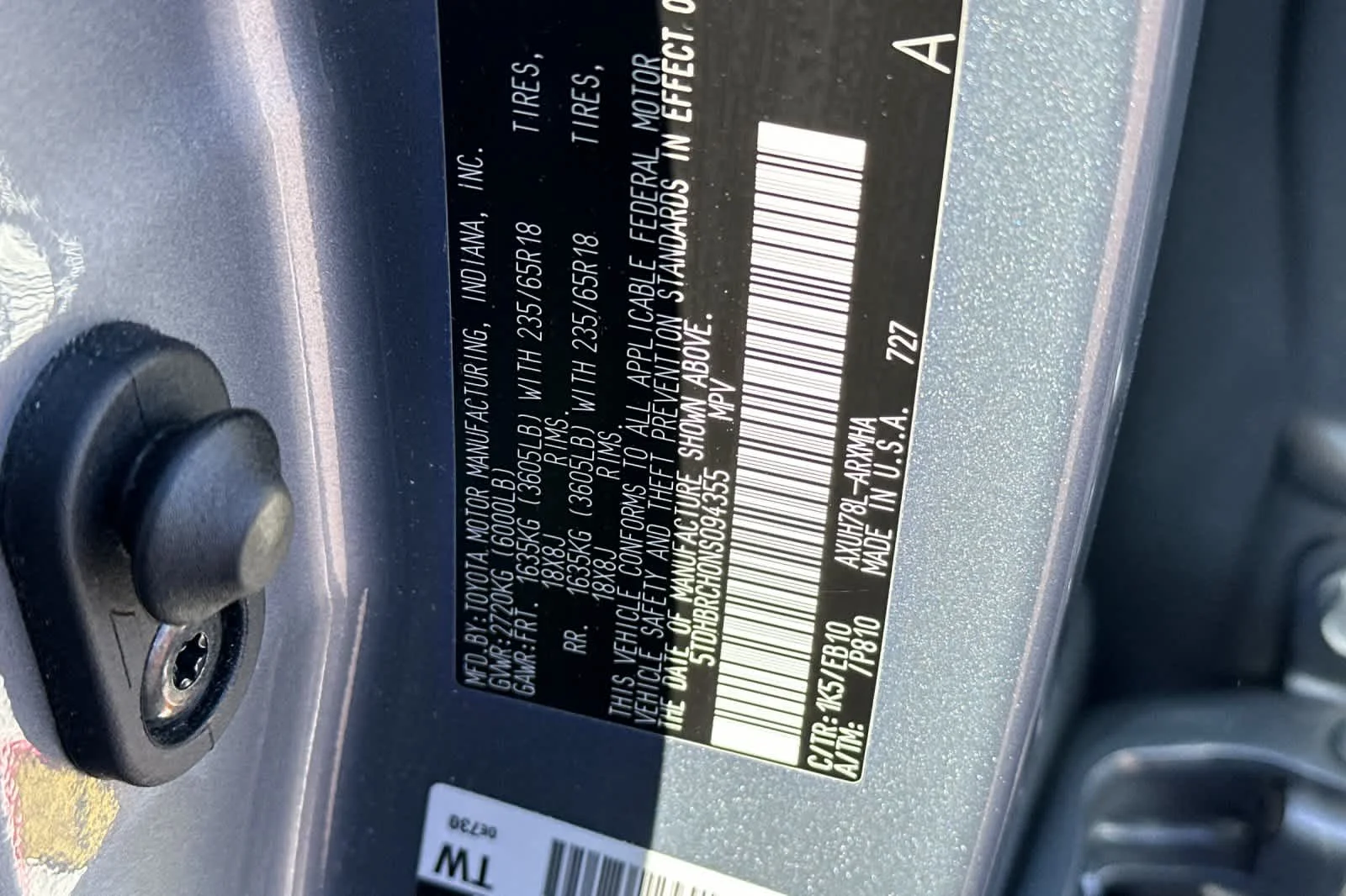 Used 2022 Moon Dust Toyota Hybrid XLE image 36
