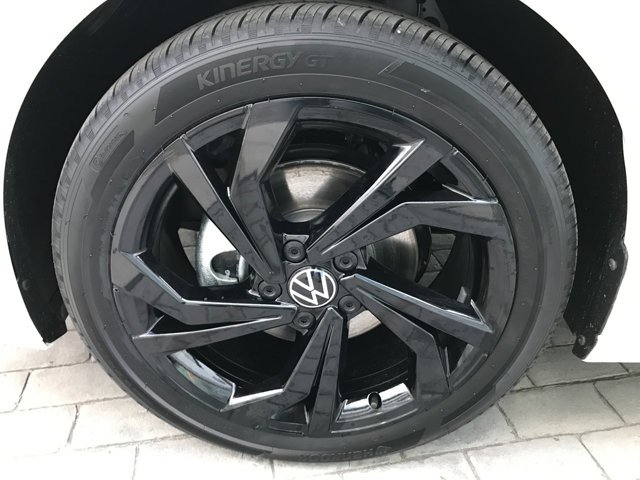 2026 Volkswagen Jetta SE - Photo 12
