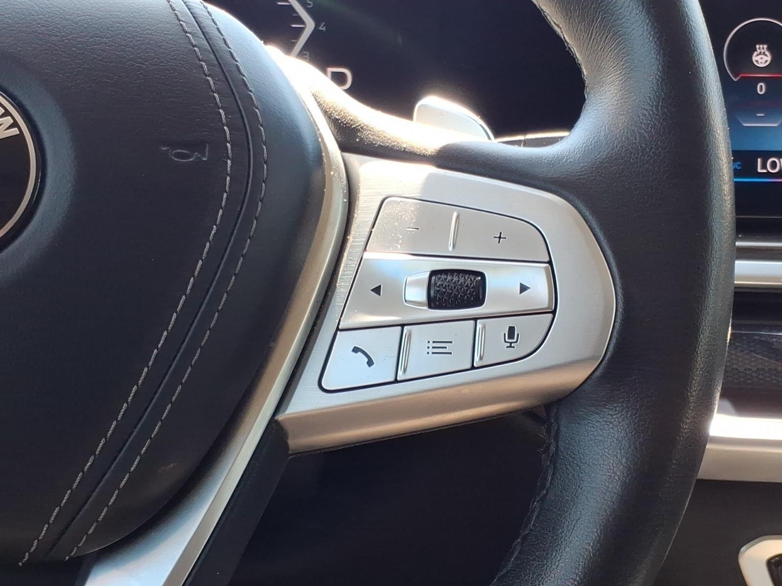 Used 2023 Black Sapphire Metallic BMW xDrive40i image 27