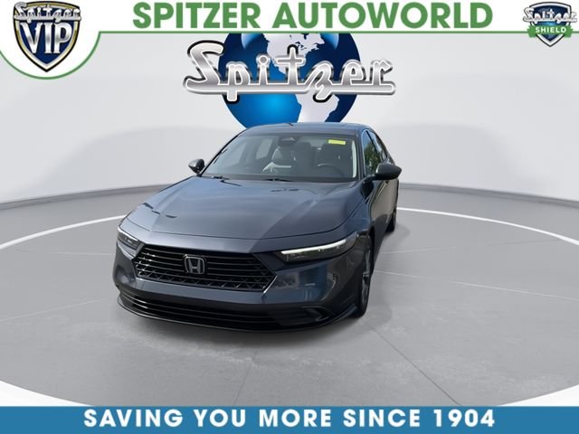 Used 2023  Honda EX image 3