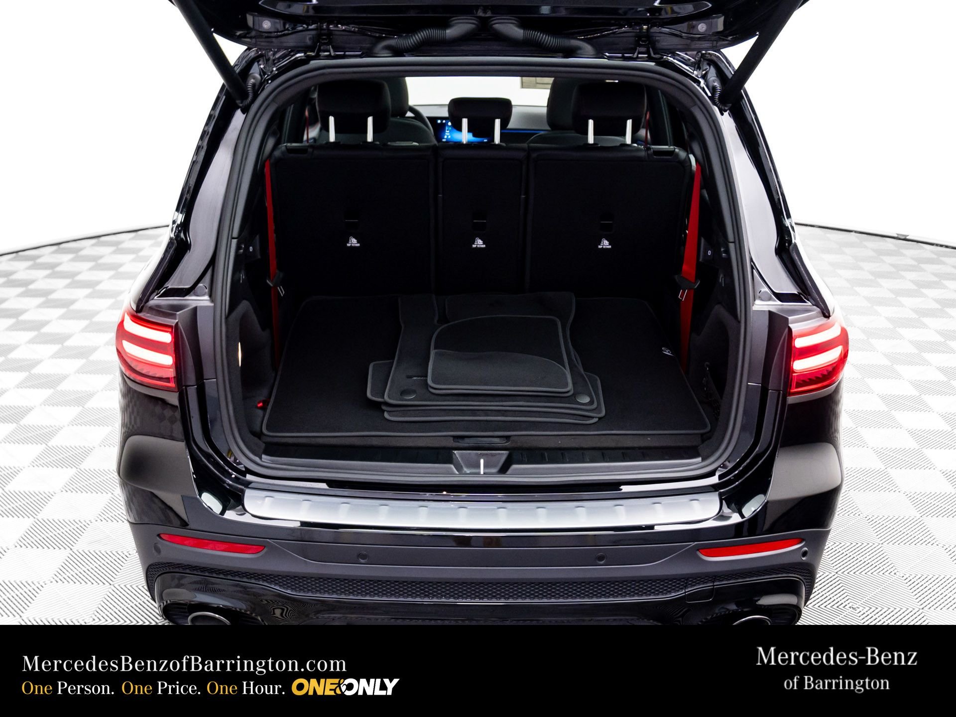 New 2026 Night Black Mercedes-Benz GLB 35 AMG® image 36