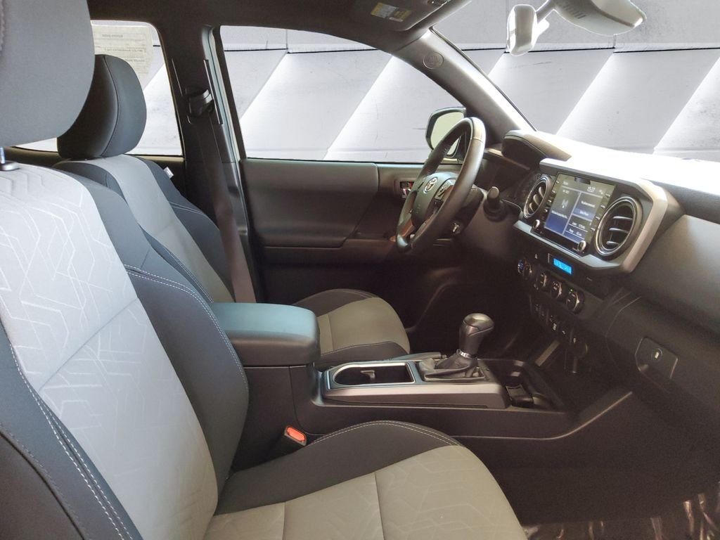 Used 2021  Toyota TRD Off-Road image 13