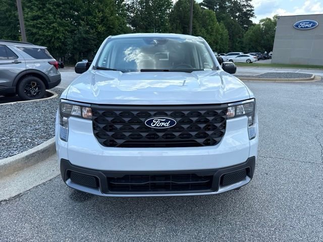 New 2026 Space White Metallic Ford XLT image 4