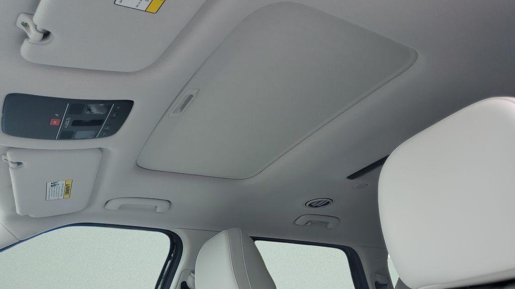 New 2027 Black Hyundai SEL Premium FWD image 20