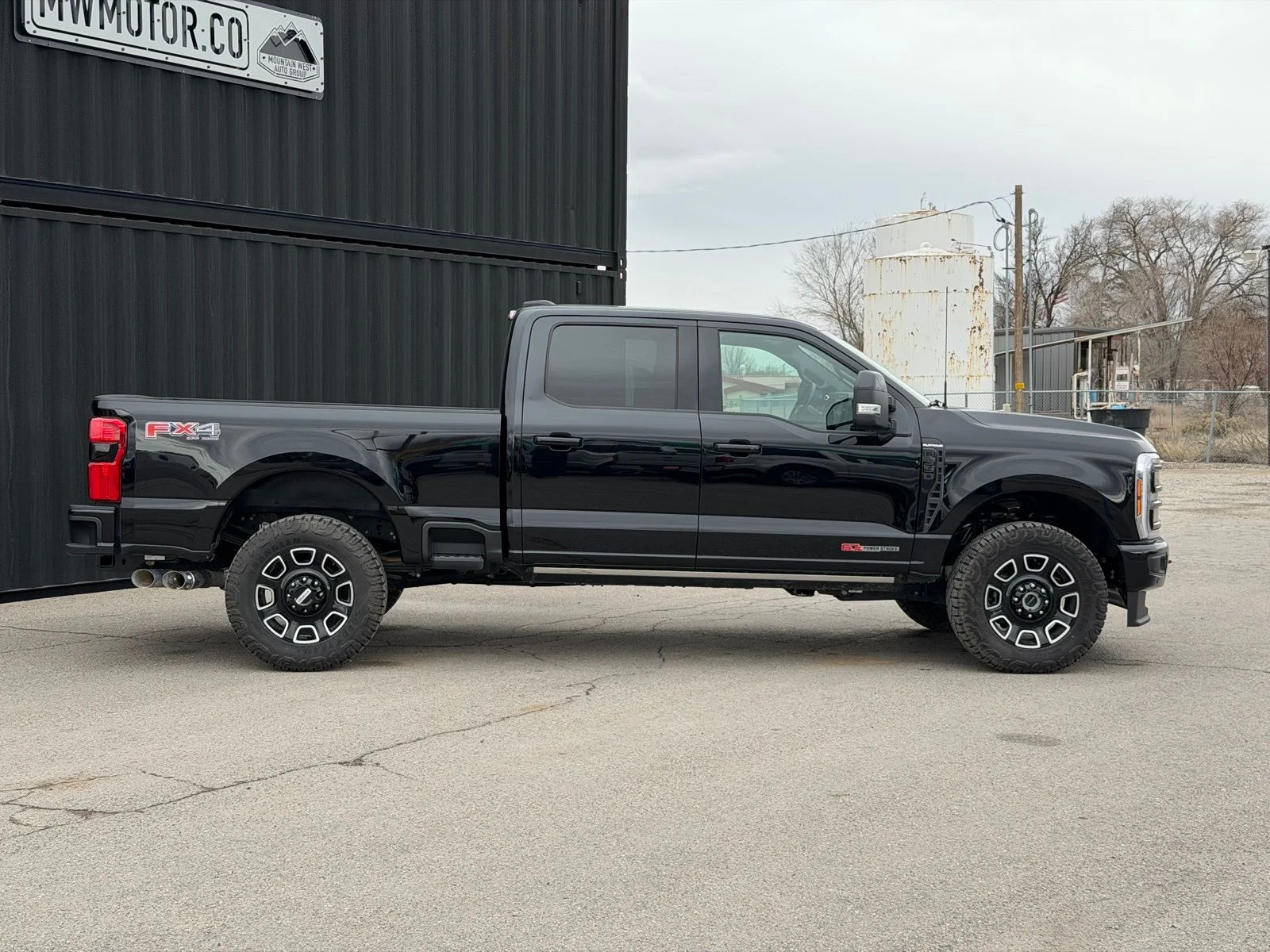 Used 2025 Black Ford Platinum image 6