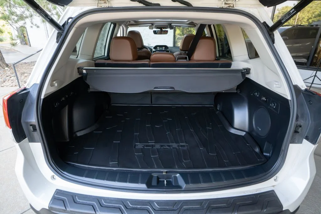 Used 2019 White Subaru Touring image 20