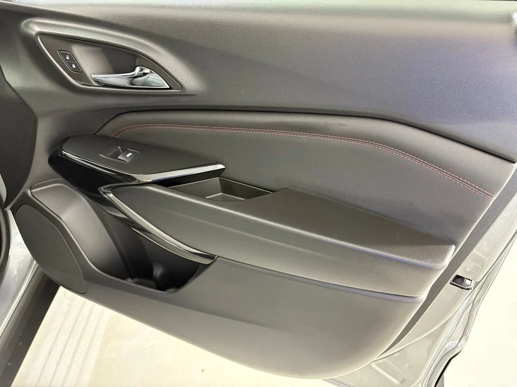 New 2026 Sterling Gray Metallic Chevrolet 2RS image 43