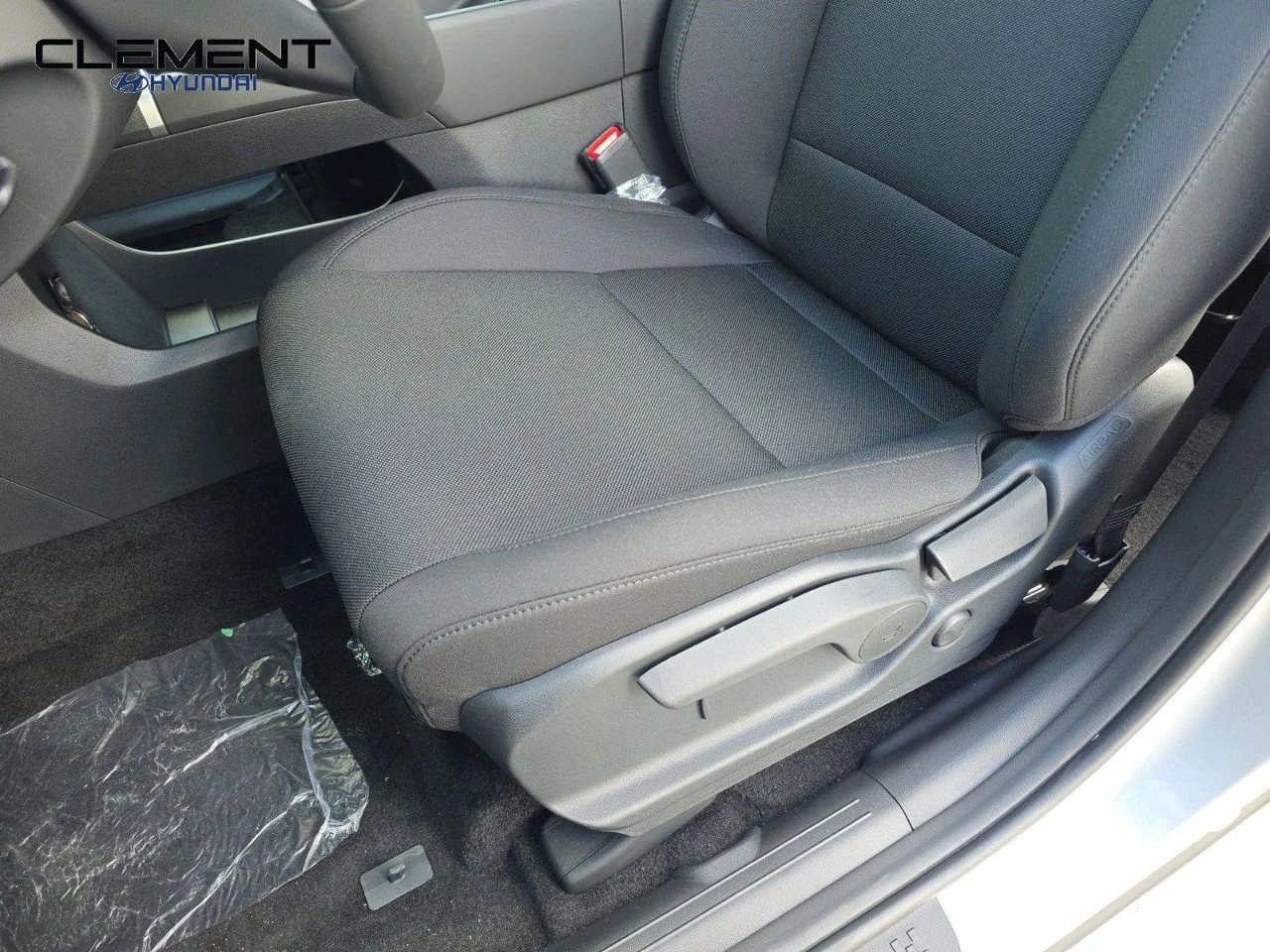 2026 Hyundai Santa Fe SE - Photo 25