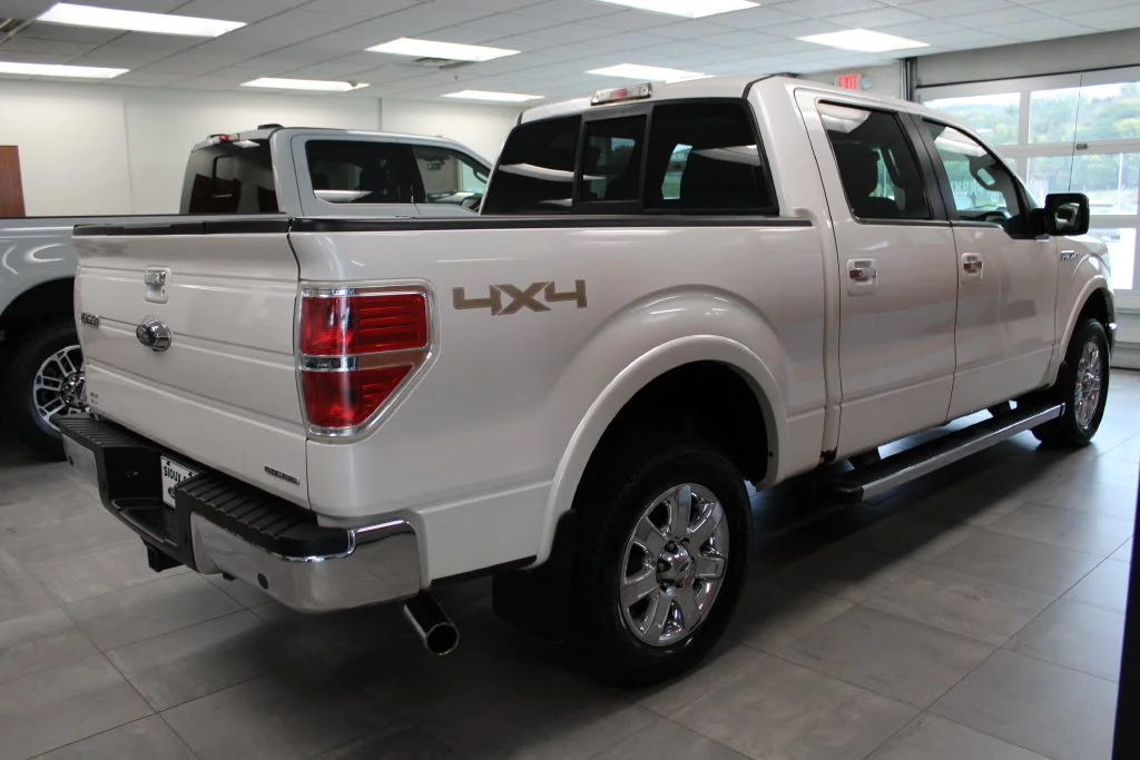 Used 2014 White Platinum Tri-Coat Metallic Ford Lariat image 4