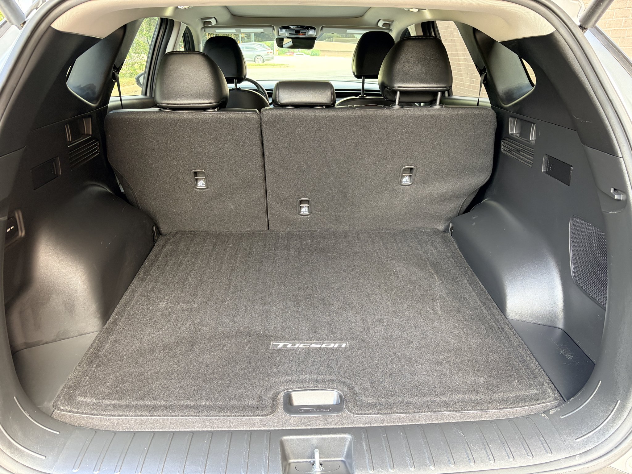 Used 2024 Shimmering Silver Hyundai Limited image 29