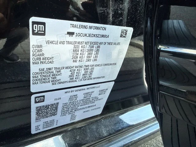 Used 2025 Black Chevrolet High Country image 13