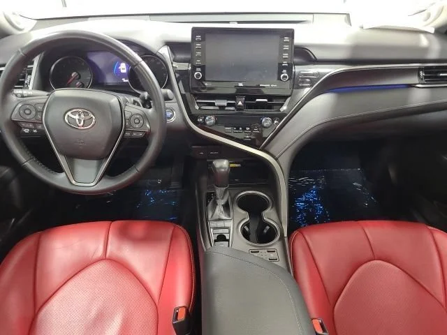 Certified Used 2022 Wind Chill Pearl/Midnight Black Metallic Toyota XSE V6 image 24