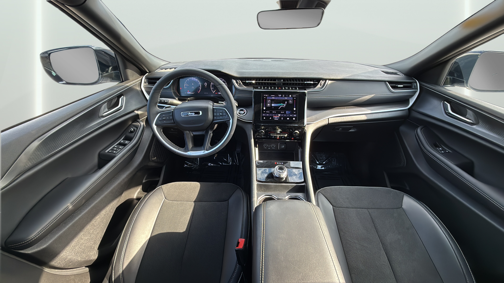 Used 2025 White Jeep Altitude X image 14