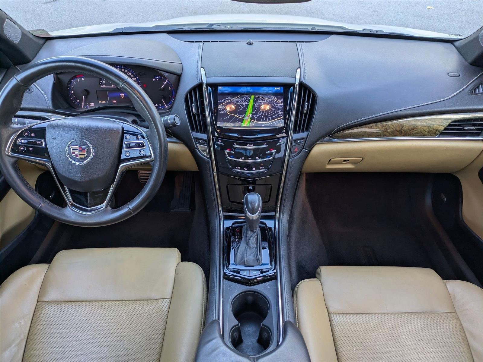 Used 2013 White Diamond Tricoat Cadillac Luxury image 31