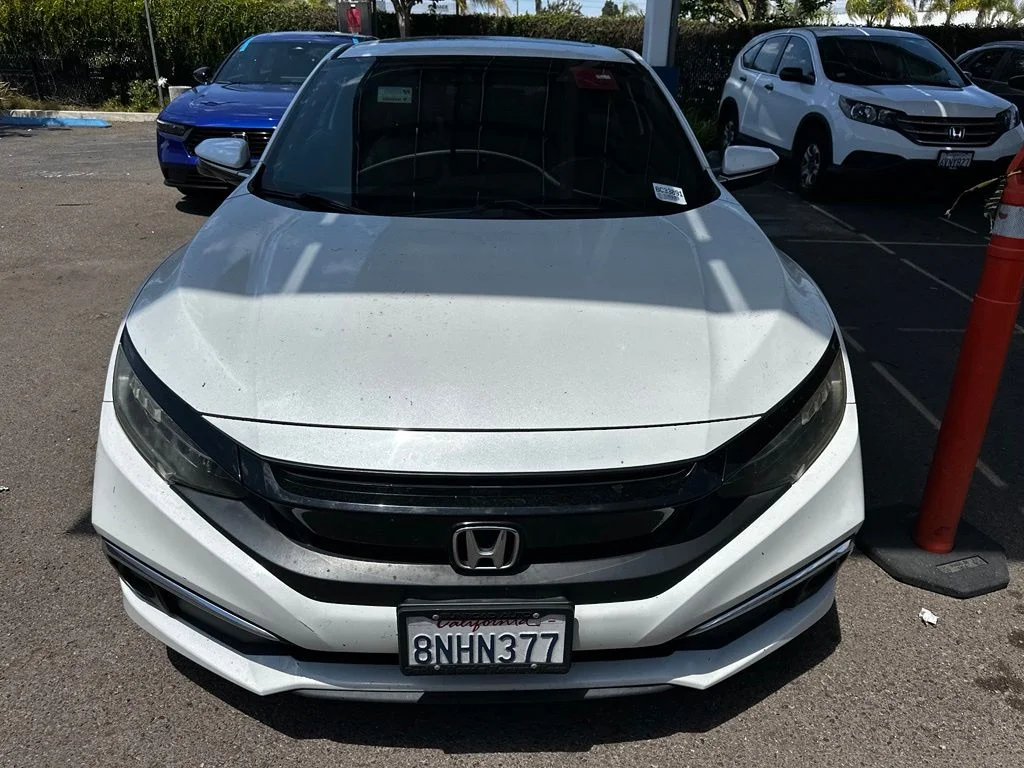 Used 2019 White Honda Touring image 5