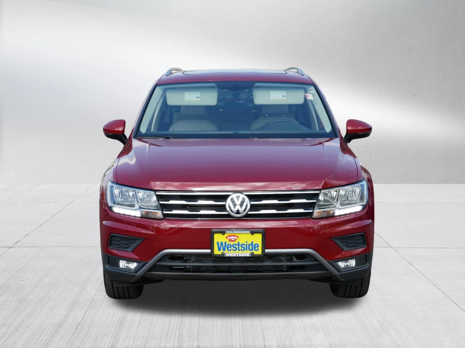 Used 2018 Volkswagen Tiguan SEL with VIN 3VV2B7AXXJM030954 for sale in Saint Louis Park, Minnesota