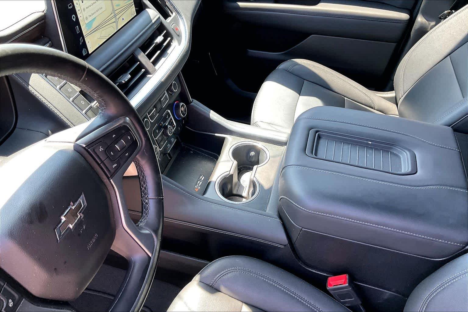 Used 2023 Black Chevrolet Z71 image 32