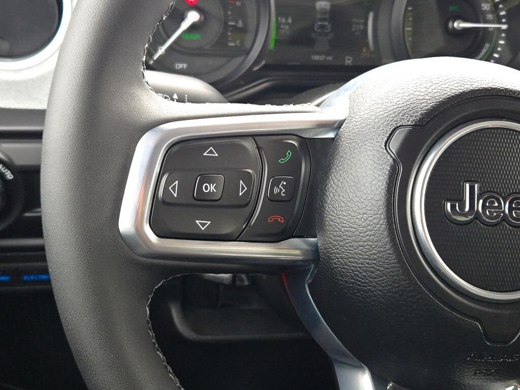 Used 2025 Red Jeep Sahara 4xe image 32