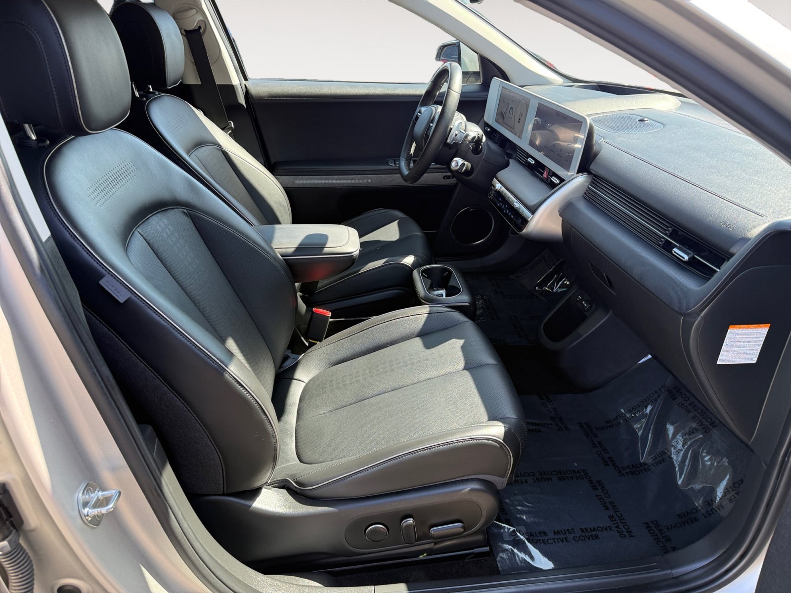 Used 2023 Gold Hyundai Limited image 19