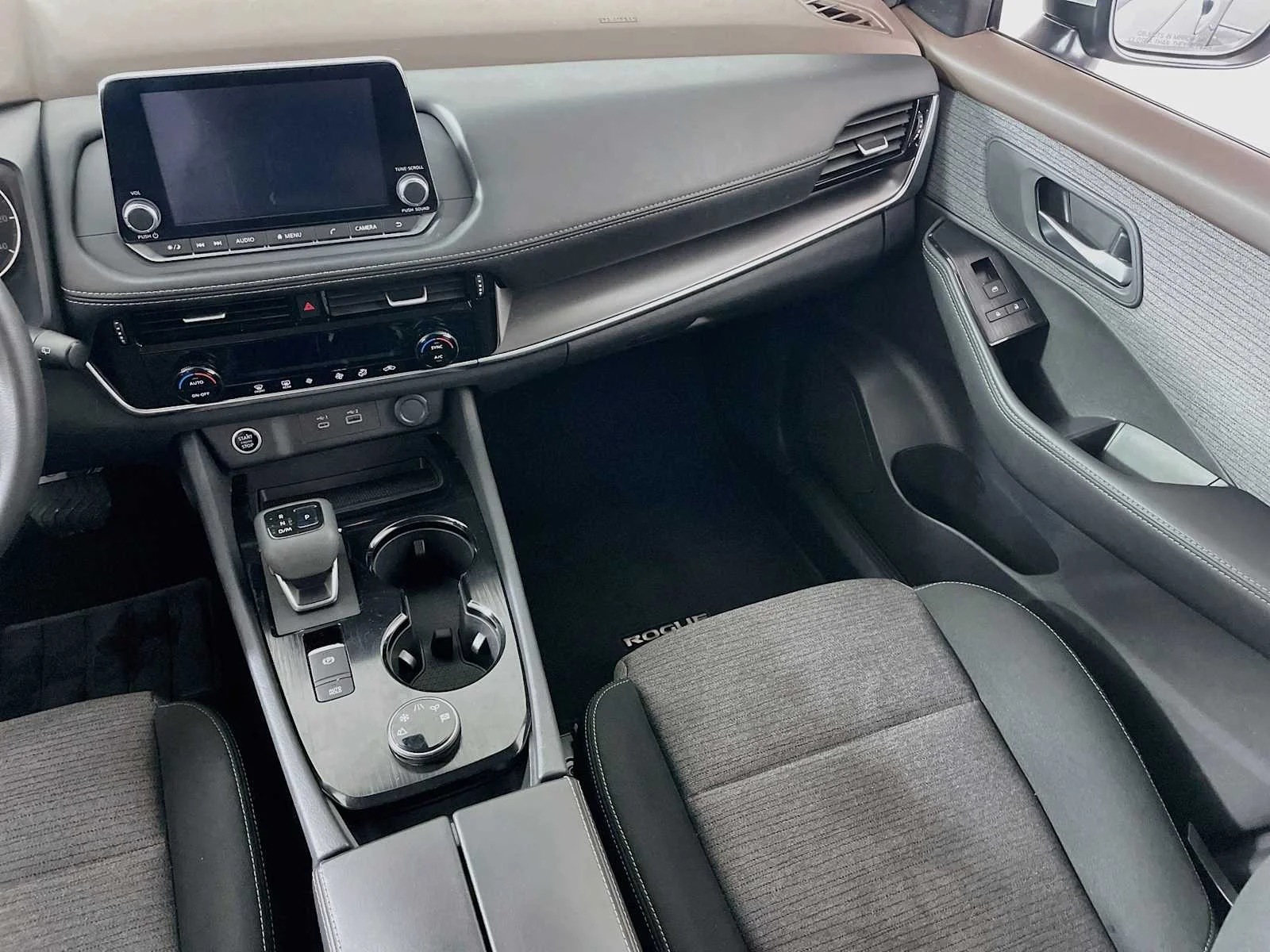 Certified Used 2021 Brilliant Silver Metallic Nissan SV image 19