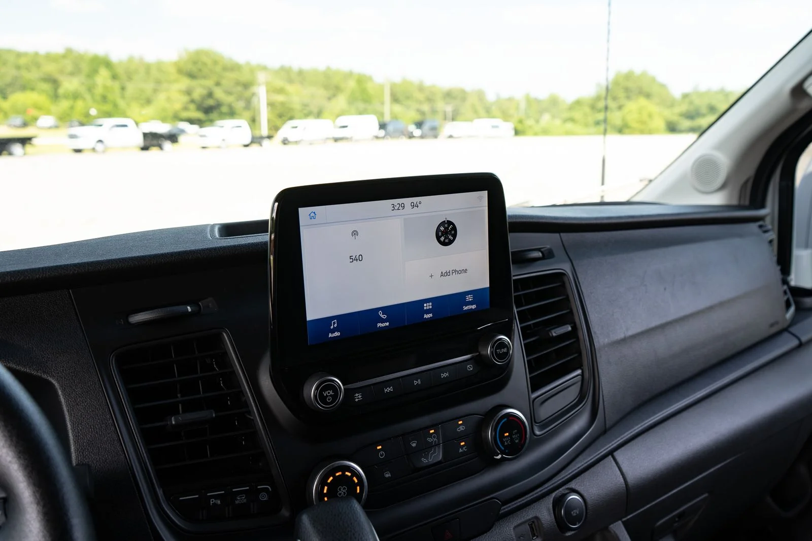 Used 2020 White Ford XL image 25