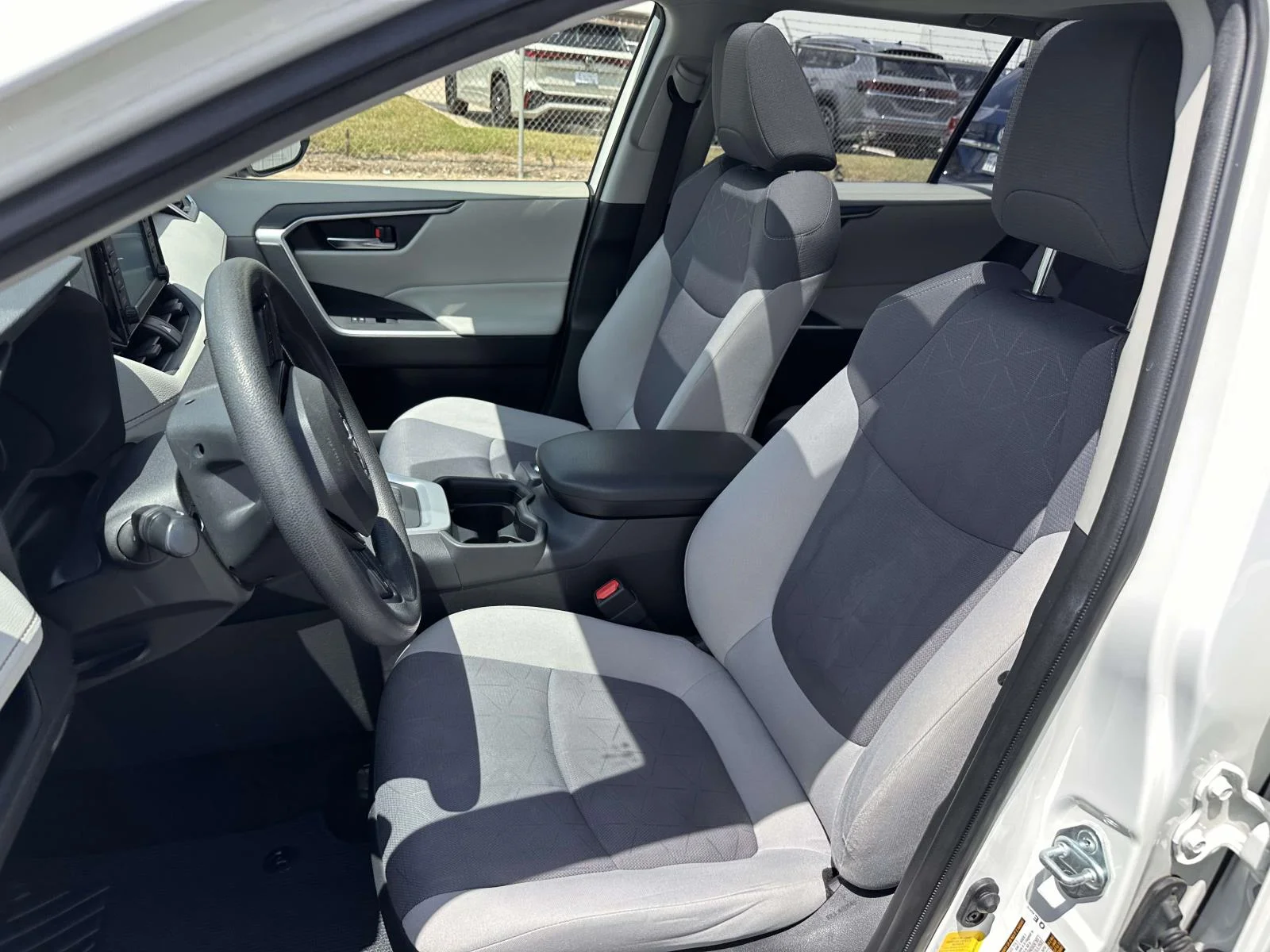 Used 2019 White Toyota XLE image 13