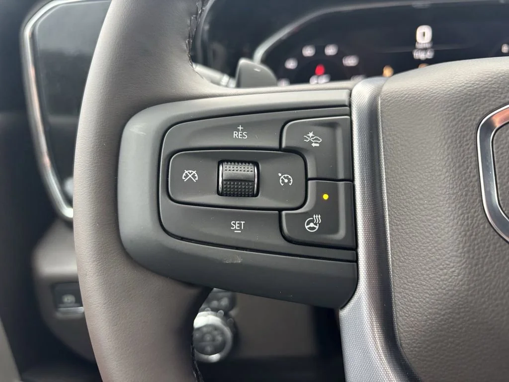 New 2026 Glacier White Tricoat GMC SLT image 22