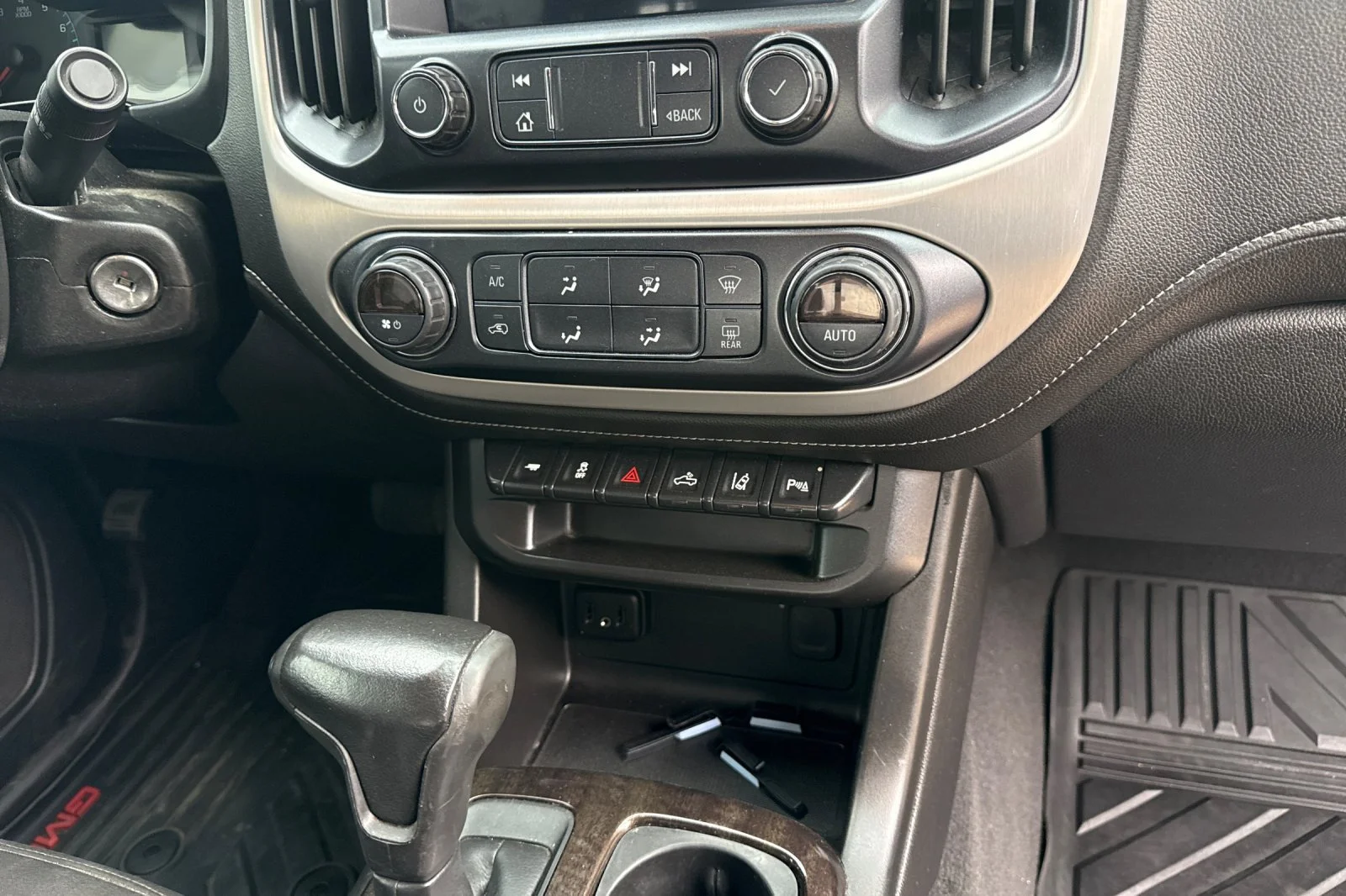 Used 2021 CAYENNE RED TINTCOAT GMC 2WD Elevation image 16