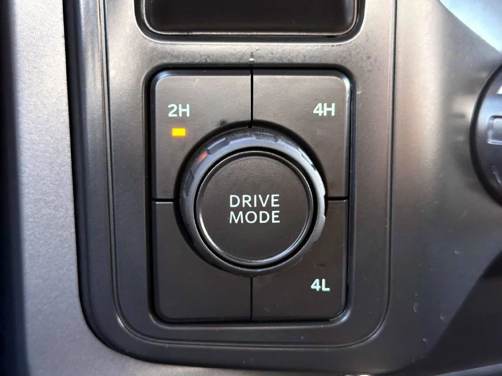 Used 2026 Oxford White Ford XLT image 27