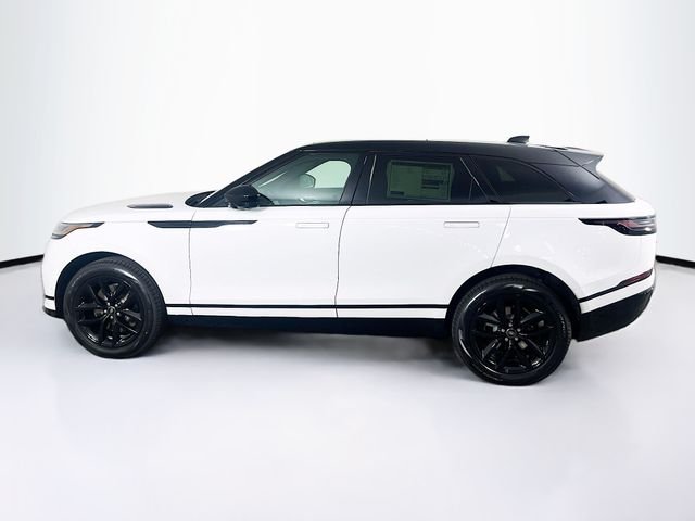 Certified Used 2026 Fuji White Land Rover Dynamic SE image 4