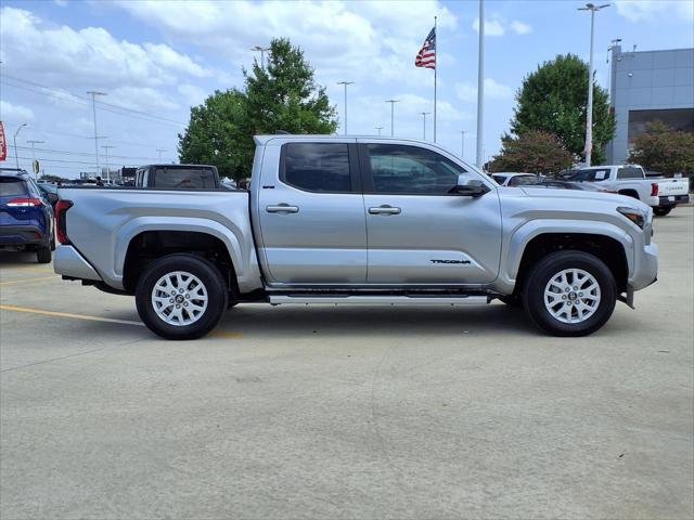 Certified Used 2025 CELESTIAL SILVER Toyota  image 4