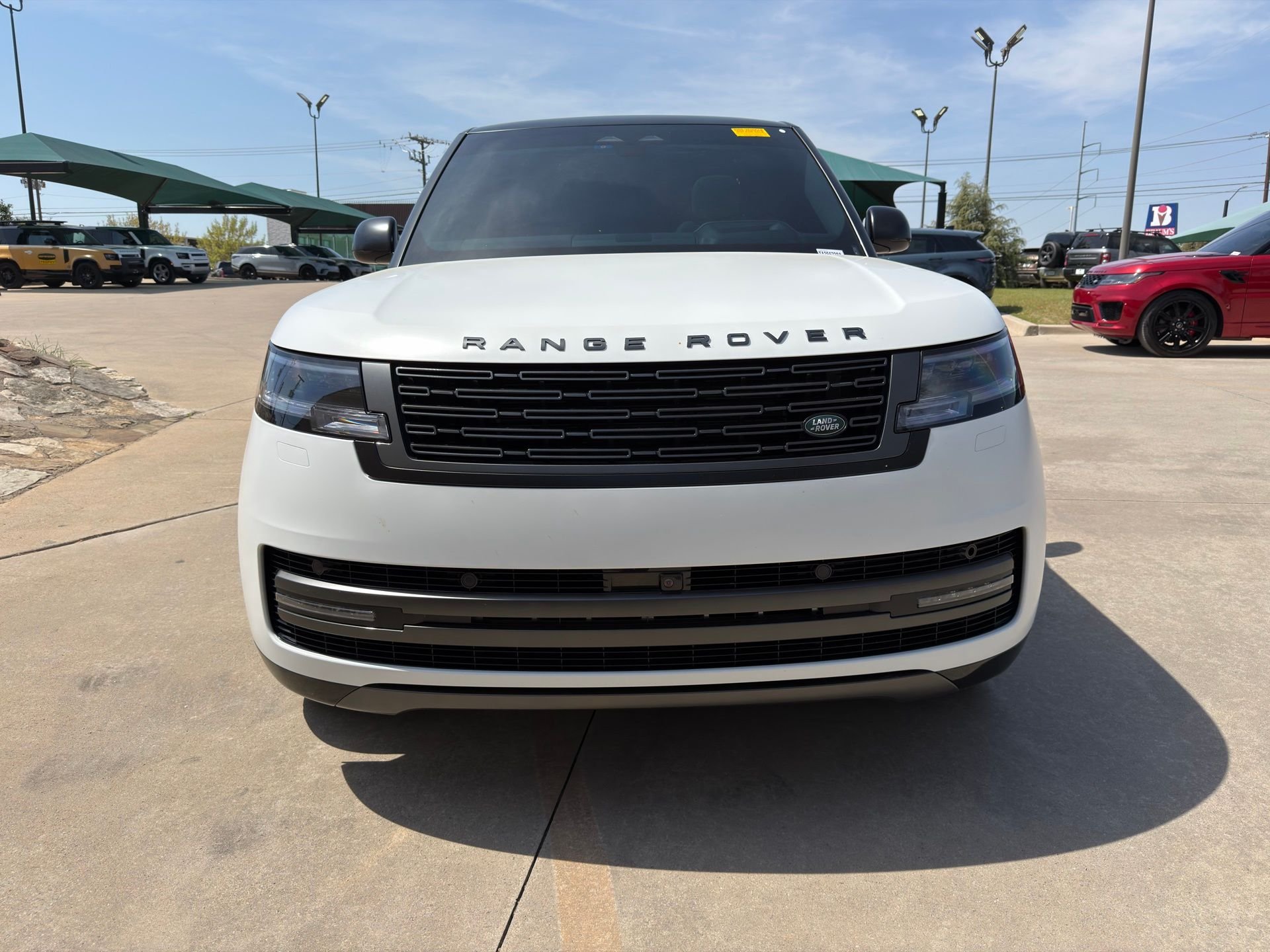 2025 Land Rover Range Rover SE