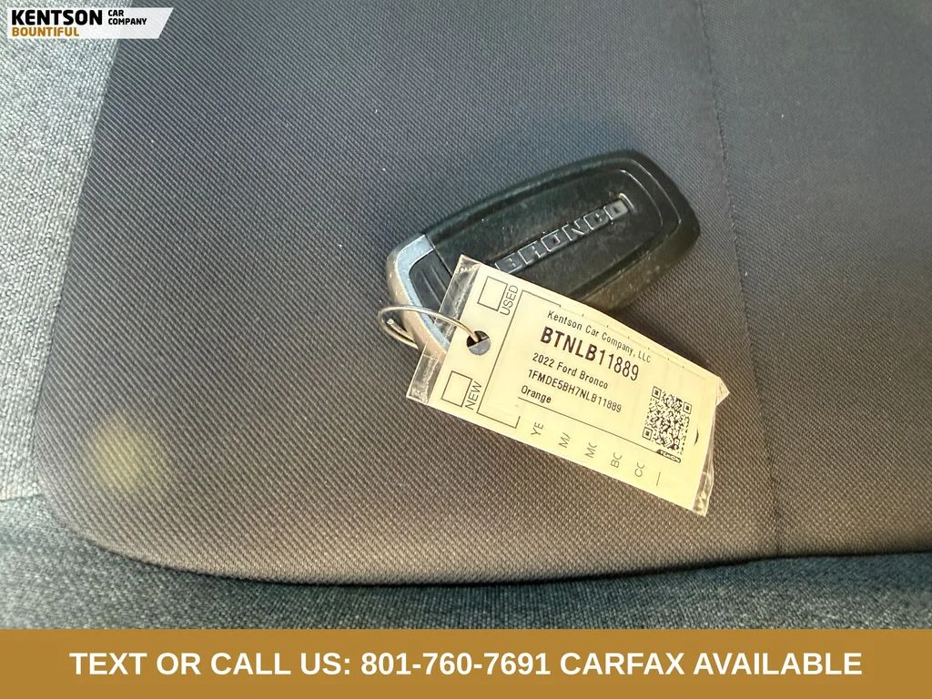 Used 2022 Red Ford Base image 31