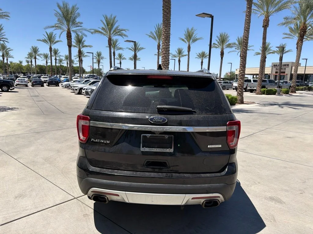 Used 2016 Black Ford Platinum image 4