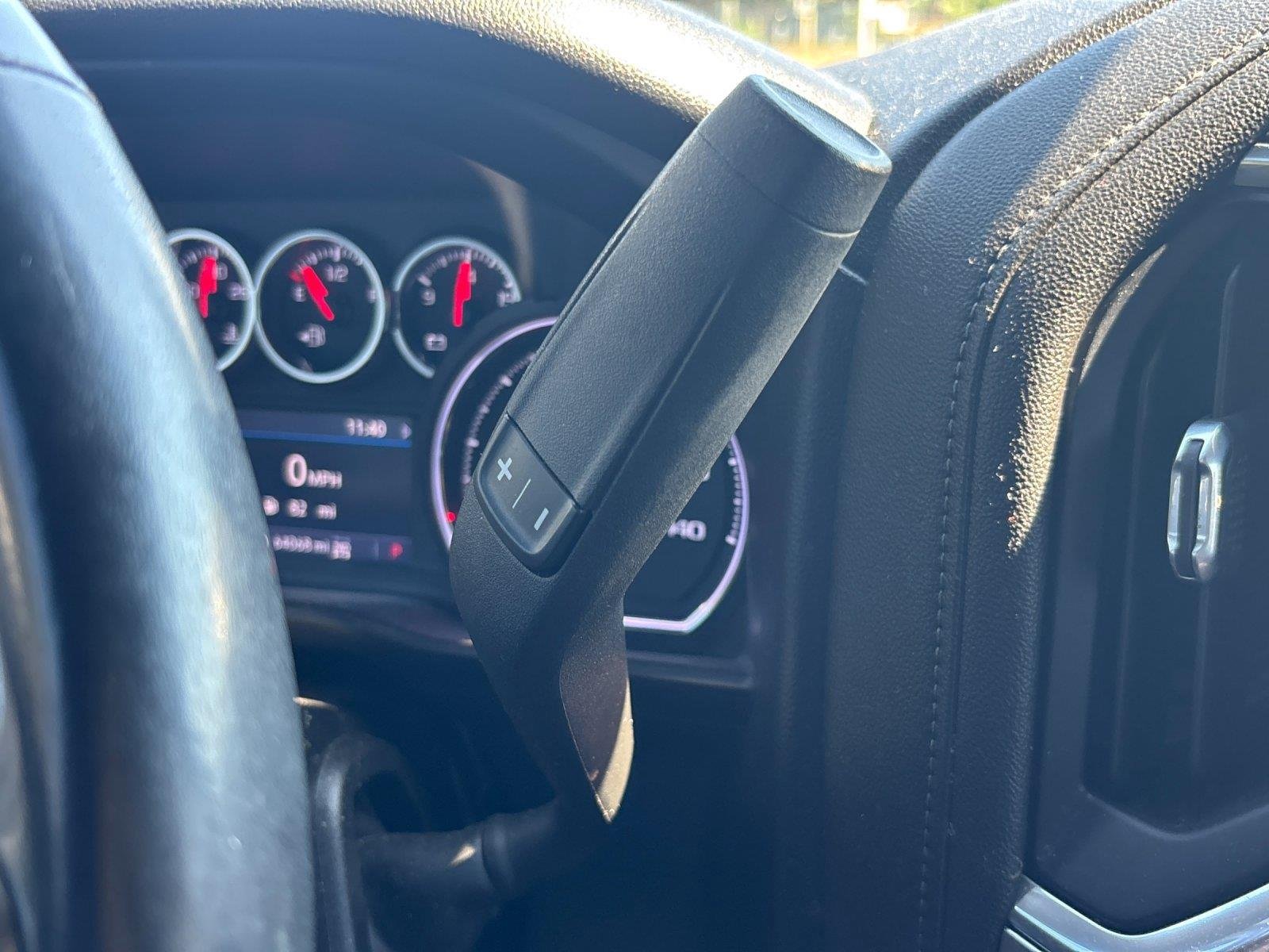 Used 2019 Silver Ice Metallic Chevrolet LT image 26